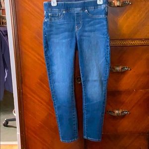 8 short Levi’s Signature Jeans